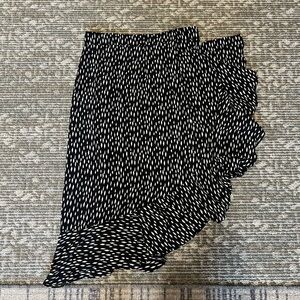 Black and White Patterned Skirt
